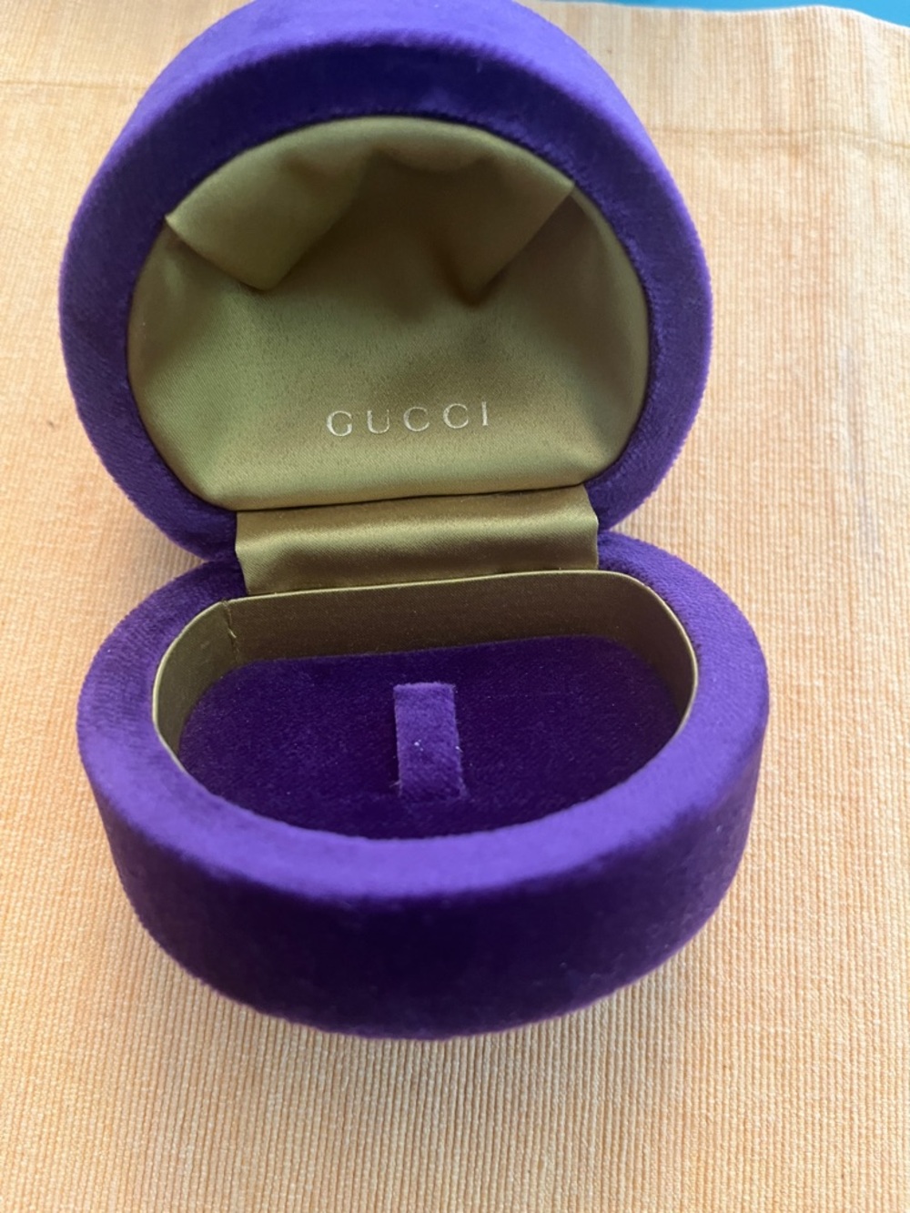 Gucci Purple Velvet Ring Box with Gold Satin Interior